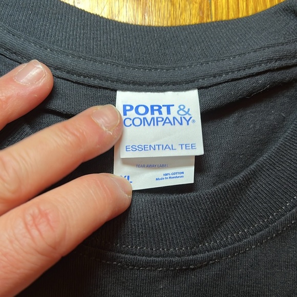 NWOT “Faux News” T-Shirt - Picture 4 of 5